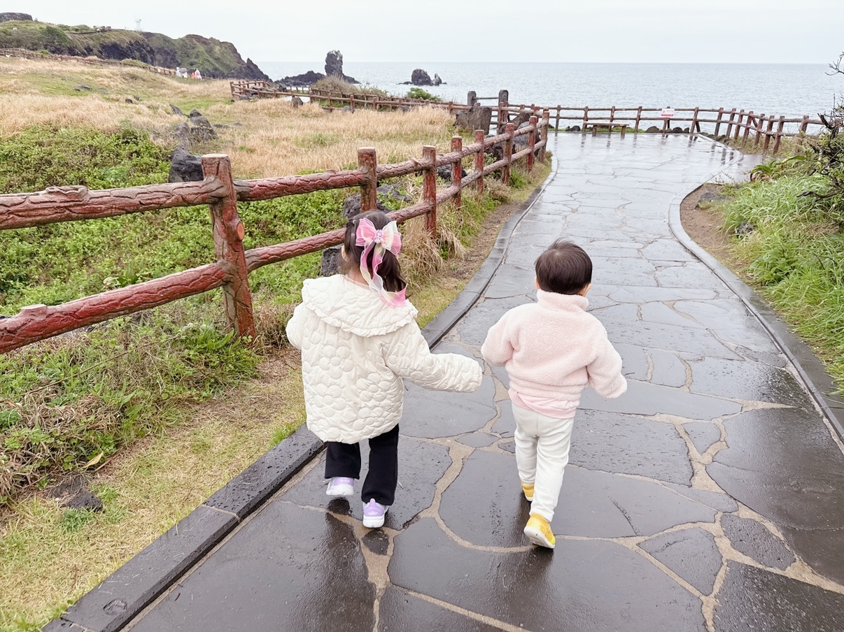 6세여아,4세남아 등하원 도우미 선생님 공고 썸네일