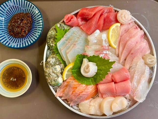 교리단 초밥 주방,홀직원 구합니다 공고 썸네일