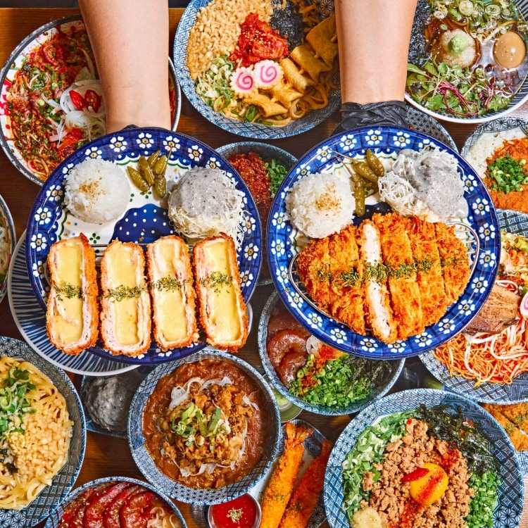 면식당 부경대점에서 정직원 및 파트타임 구합니다 공고 썸네일
