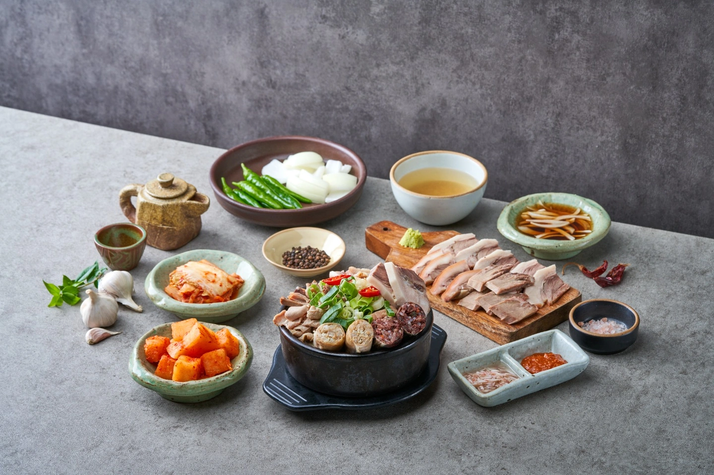 청춘옥순대국 양천향교역점에서 주말 홀파트 모집합니다.