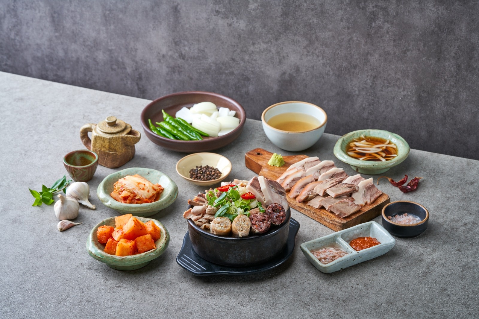청춘옥 순대국 마곡점에서 주말 주방 파트 모집합니다. 공고 썸네일