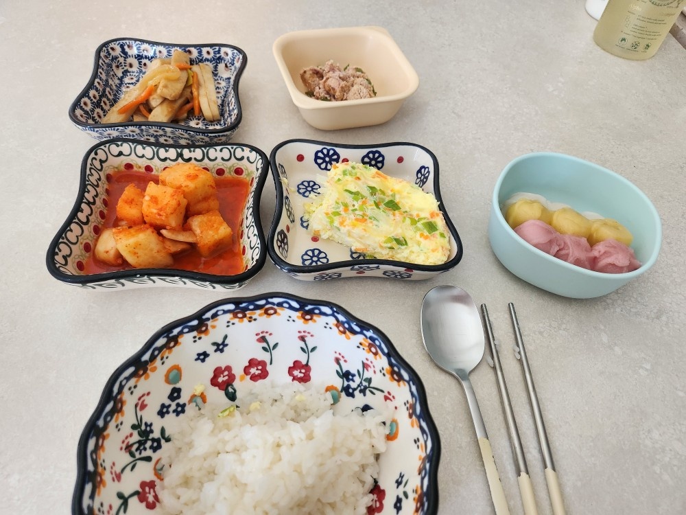 가사도우미(청소, 요리) 구합니다 공고 썸네일