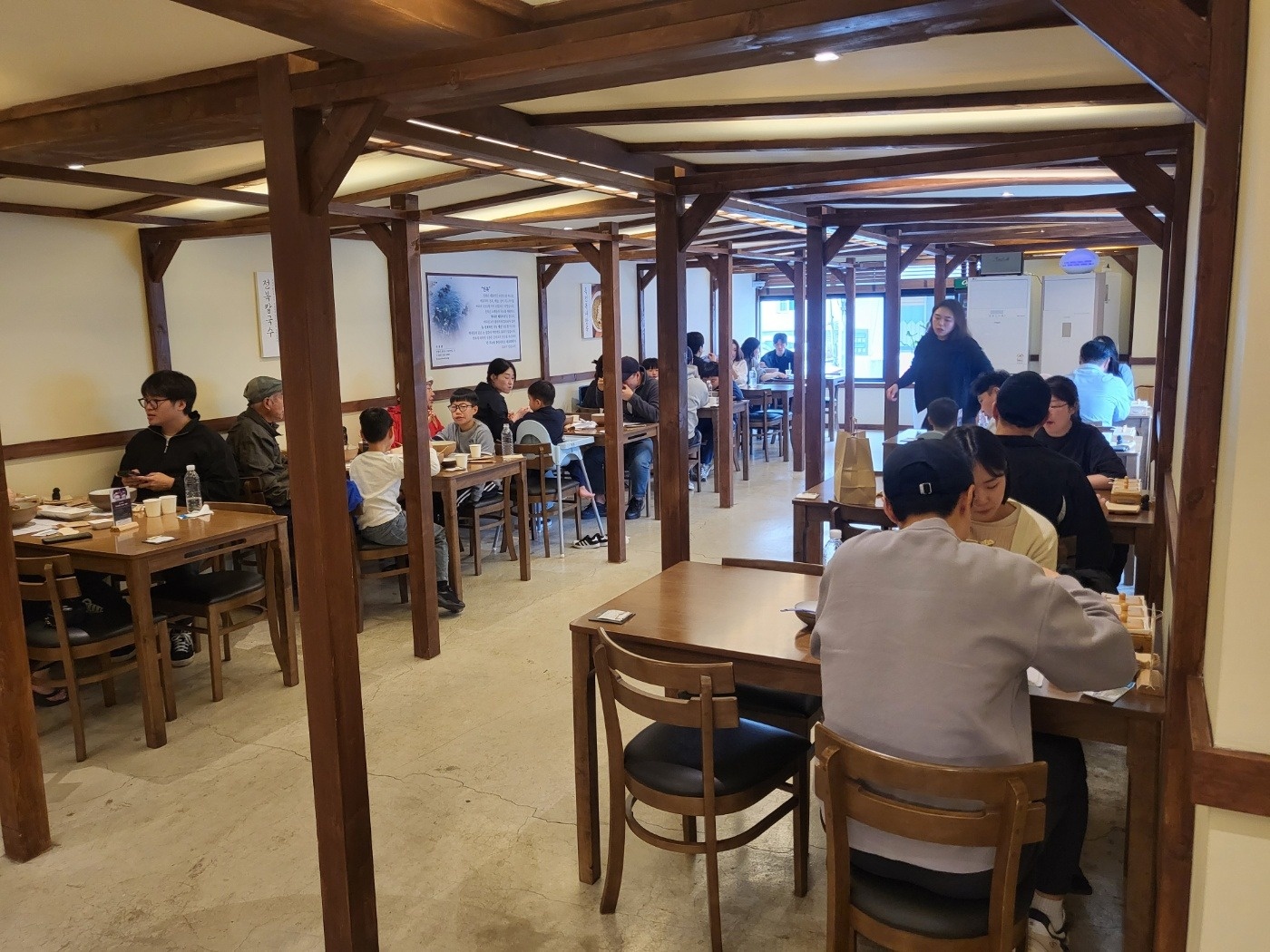 [평일] 10:00 ~ 15:00 홀서빙 가즈아! 공고 썸네일