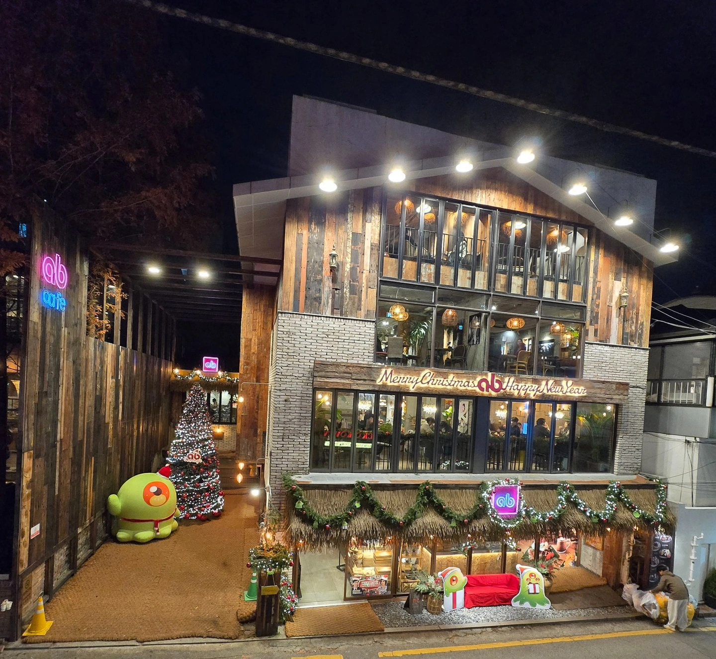 강남역 카페 바리스타 월화수목금 직원 구합니다