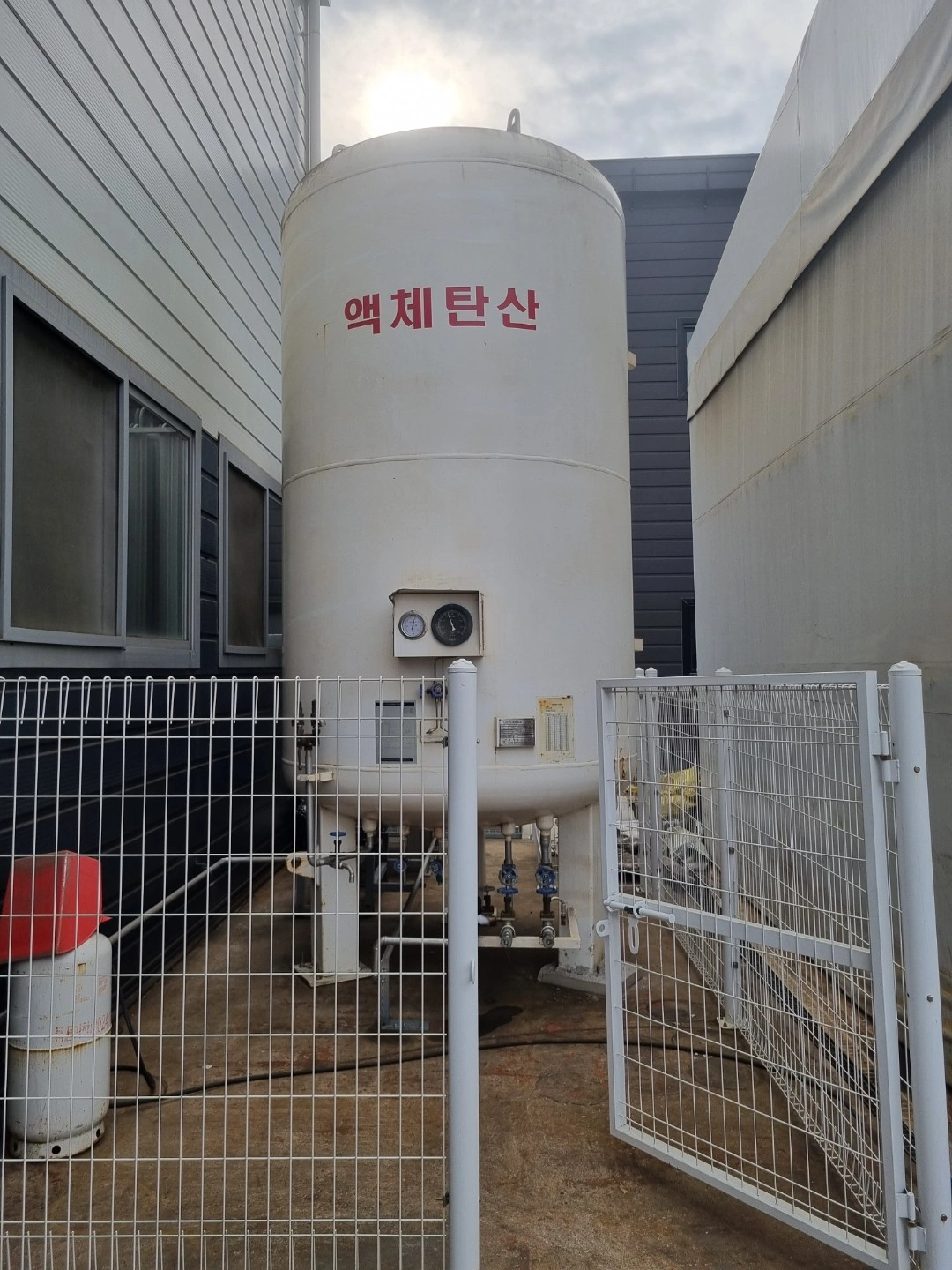 고압가스 납품원 구함