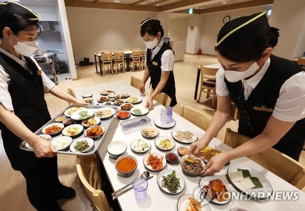 음식서빙 조문객맞이 정리정돈 공고 썸네일