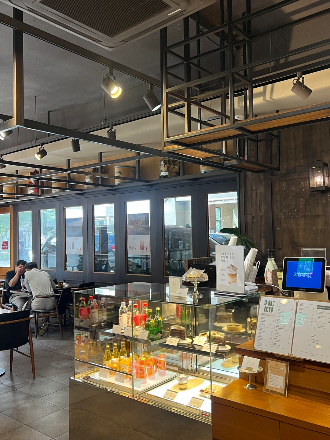 < 병원카페>토요일11:00-6:30 파트타임 장기근무