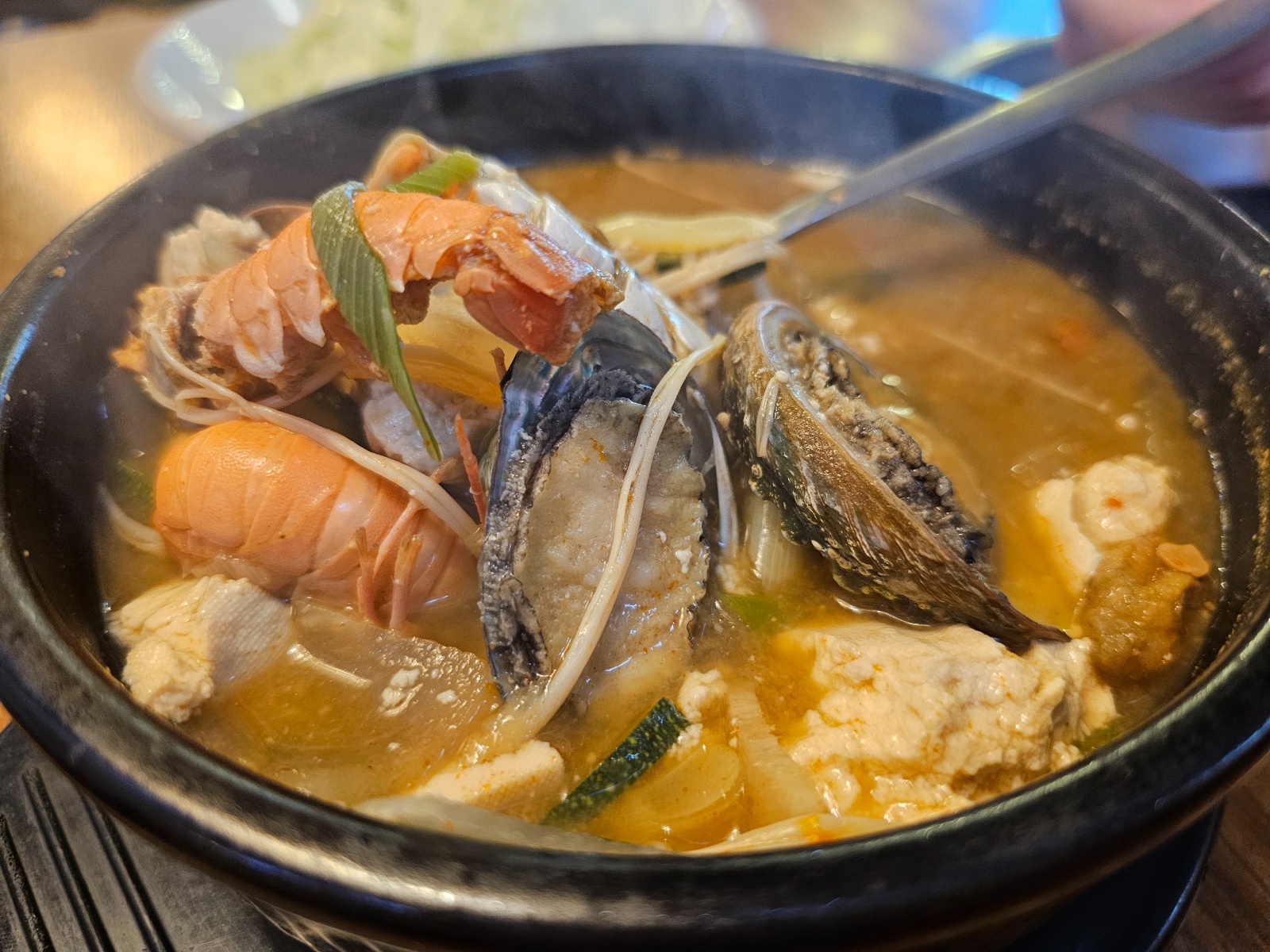 주방직원330만원/경력있는 분만 구합니다 공고 썸네일
