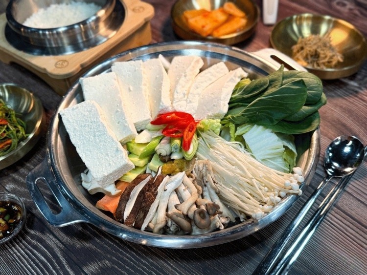 심섬연 홀서빙 구해요 공고 썸네일