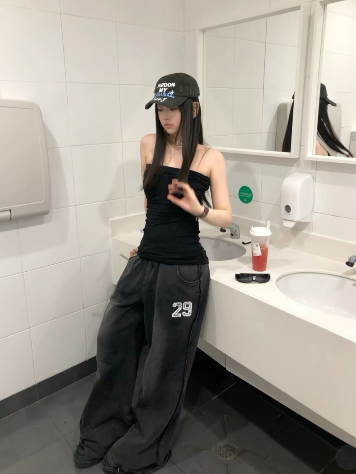 20대 여성의류 쇼핑몰 피팅모델 공고 썸네일