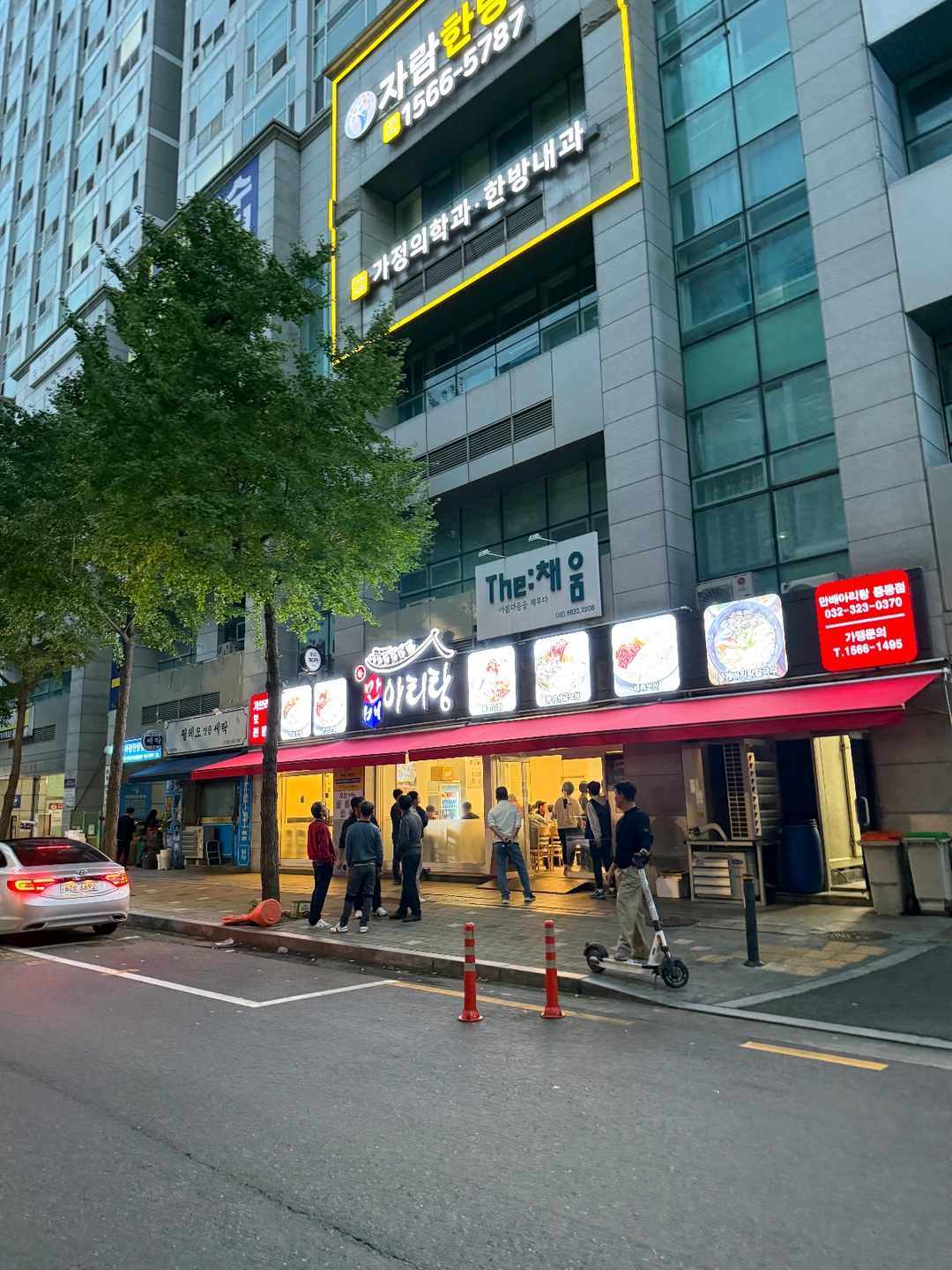 박만배아리랑보쌈 주방 서브 직원분 구합니다 주6일.