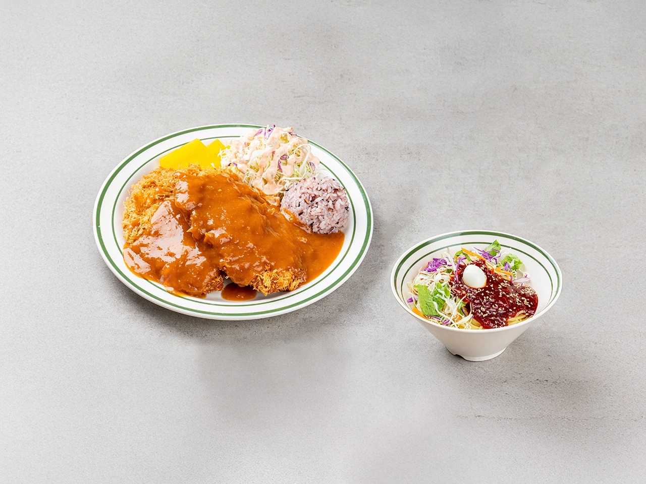 엠돈&홍반(진주초전점)홀서빙 구인합니다 공고 썸네일