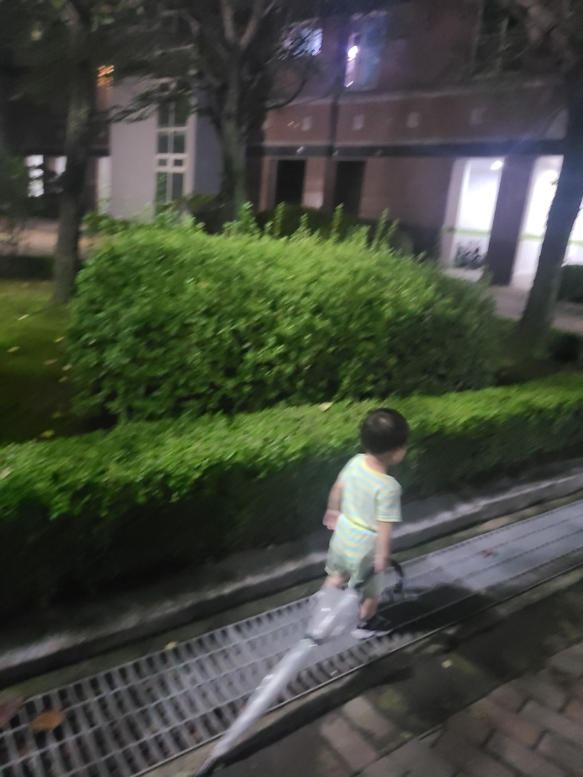 등원 도와주실 선생님 구합니다 (월화목) 공고 썸네일
