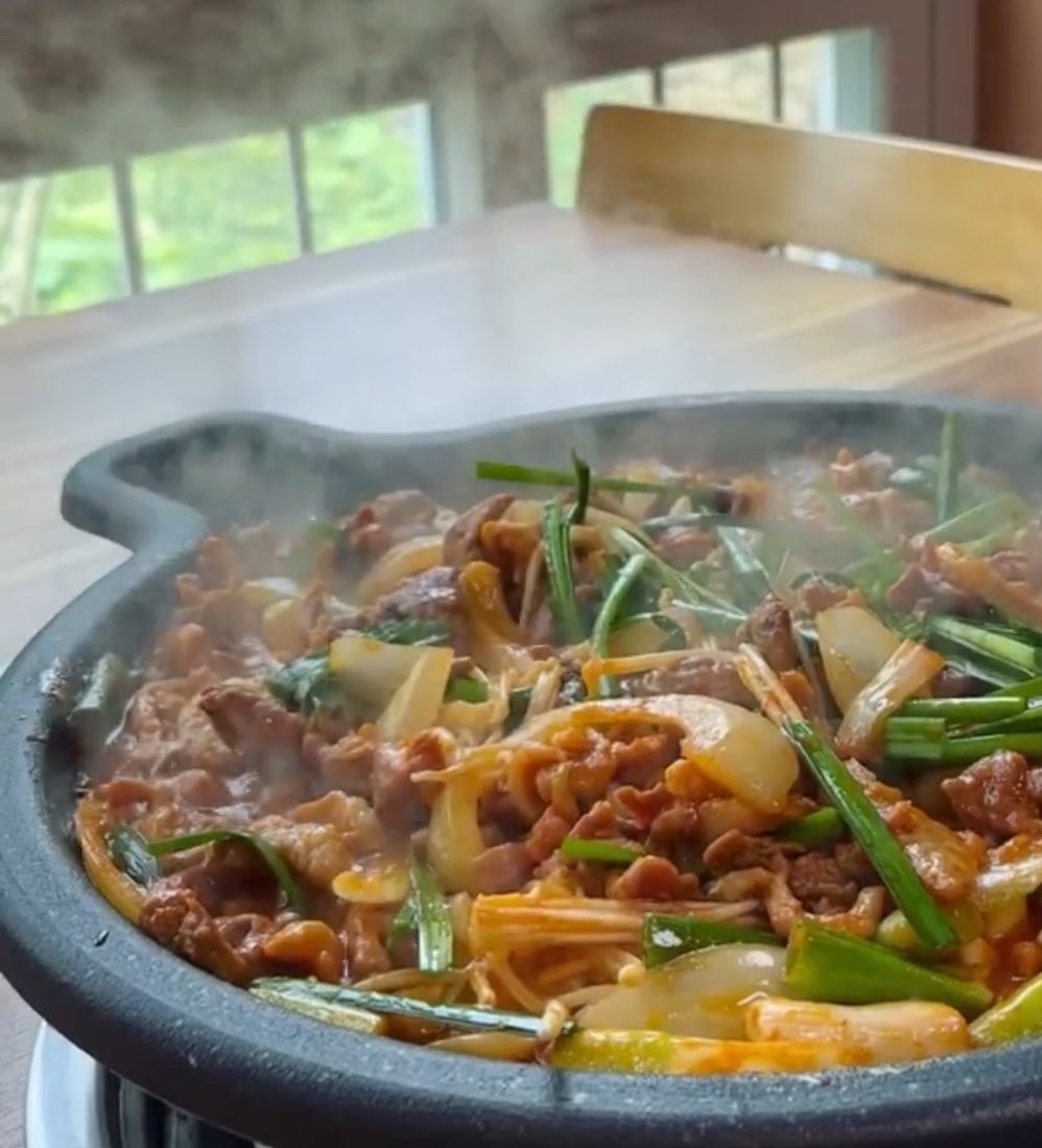 주말 서빙 알바 하실 분! 공고 썸네일