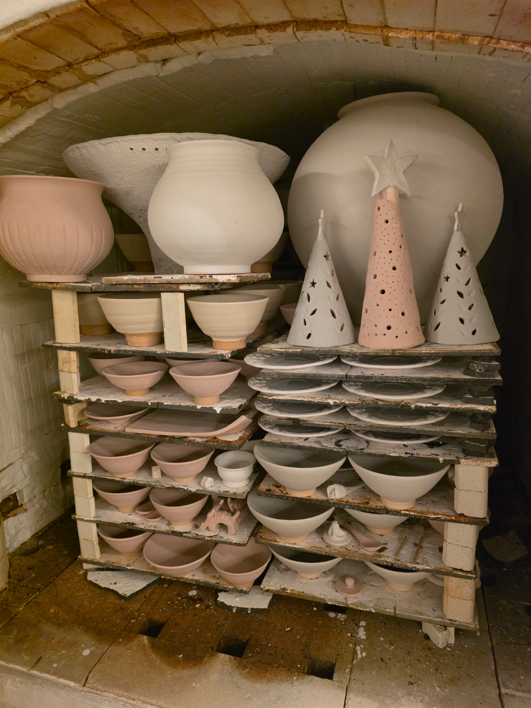 도예과를졸업하고 도자기 지도가가능하신분월급200