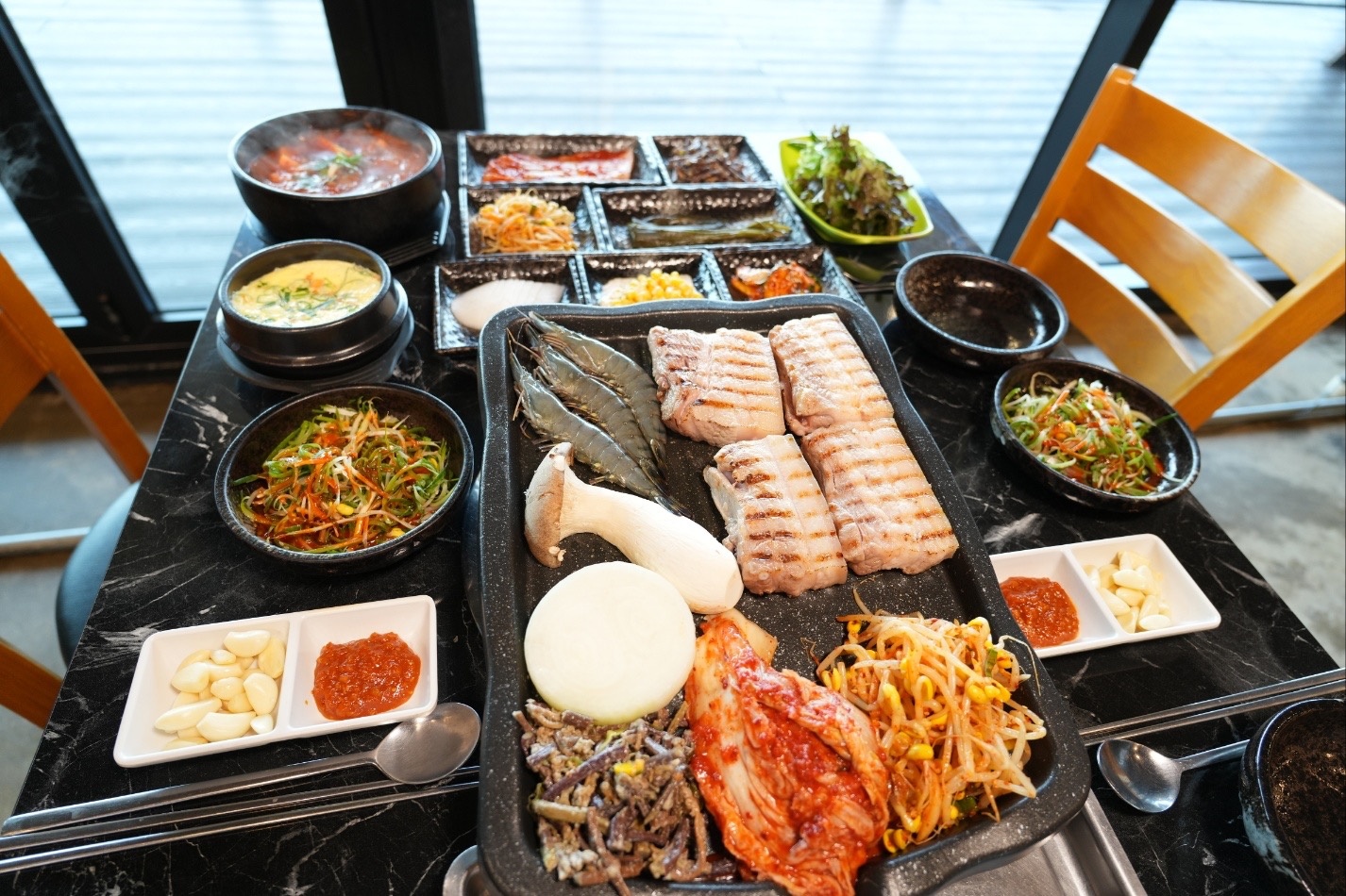 노형오거리 본죽사거리 음식점 직원 구인 공고 썸네일