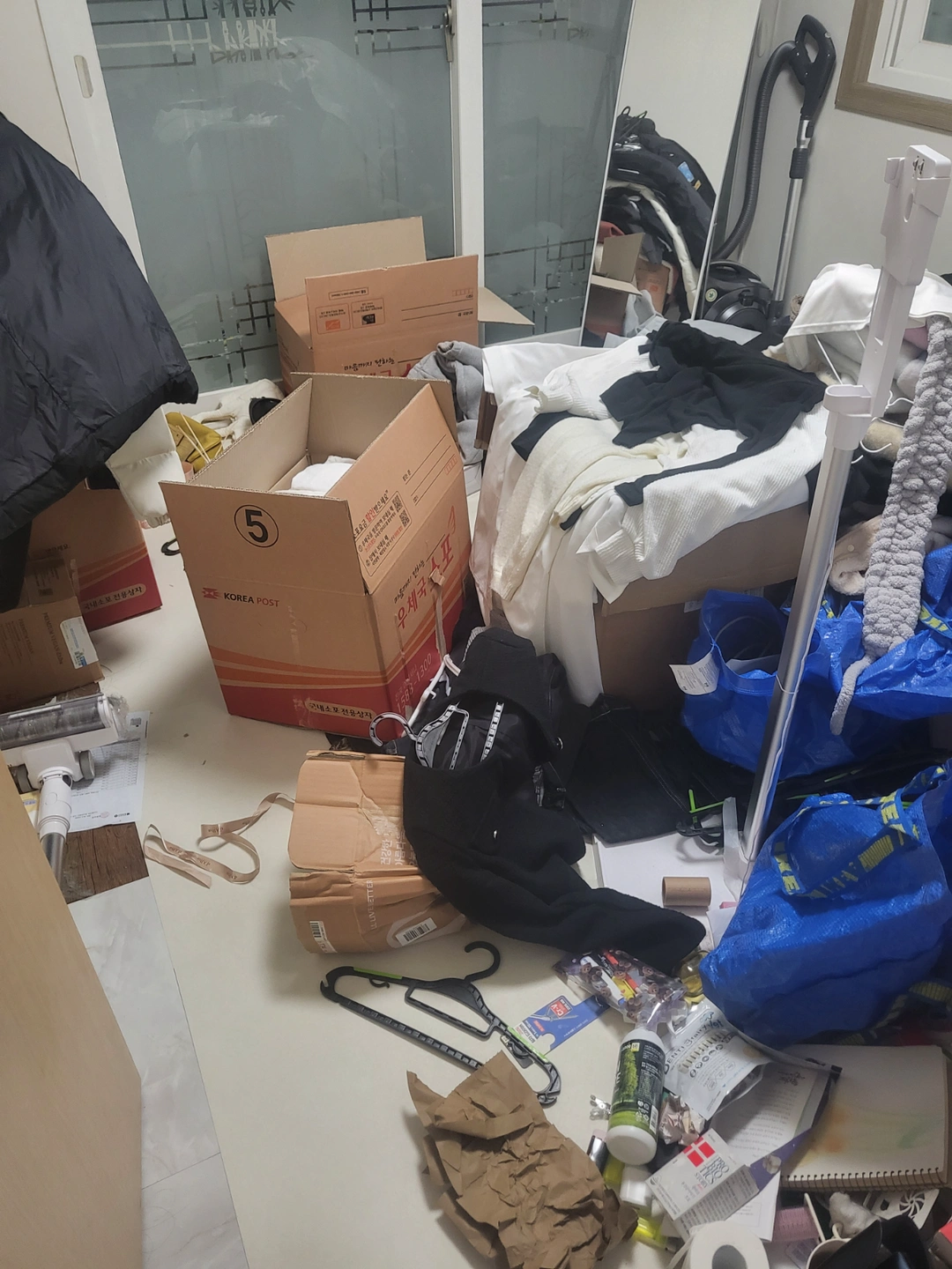 지금 1시간 짐 옮겨주실분( 자차필요)