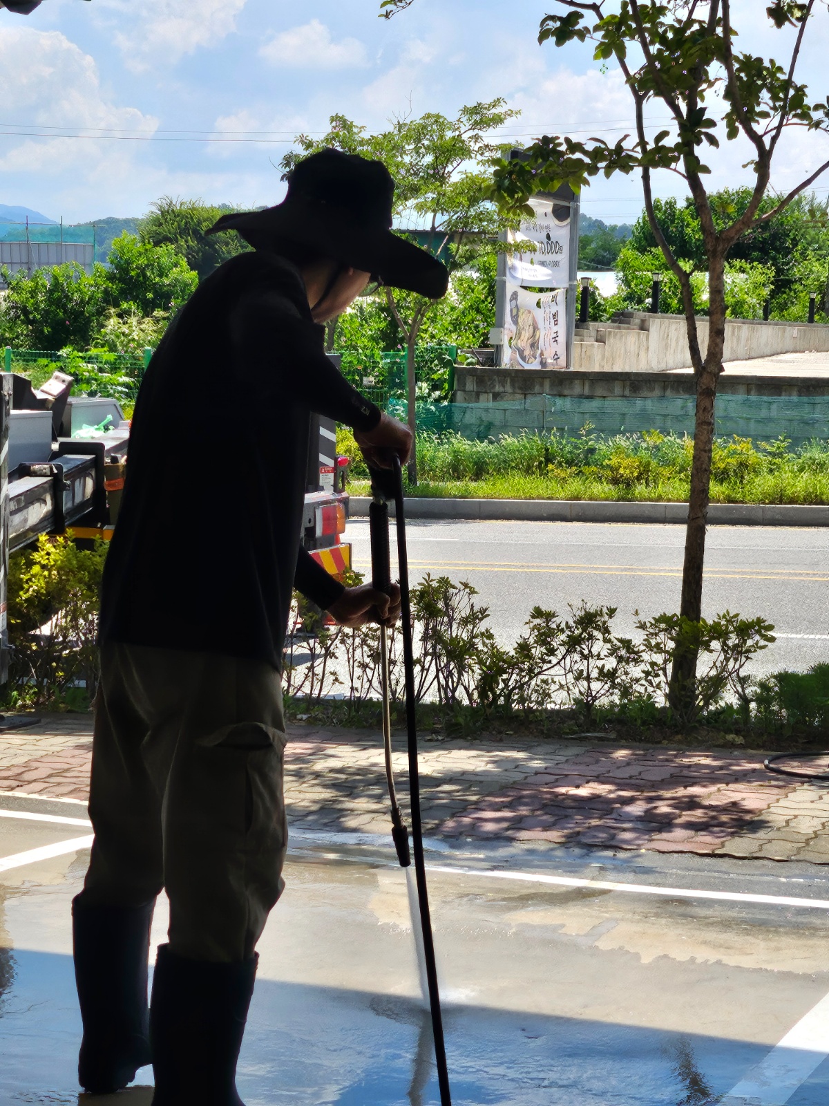 청소전문업체 직원모집(2명) 공고 썸네일