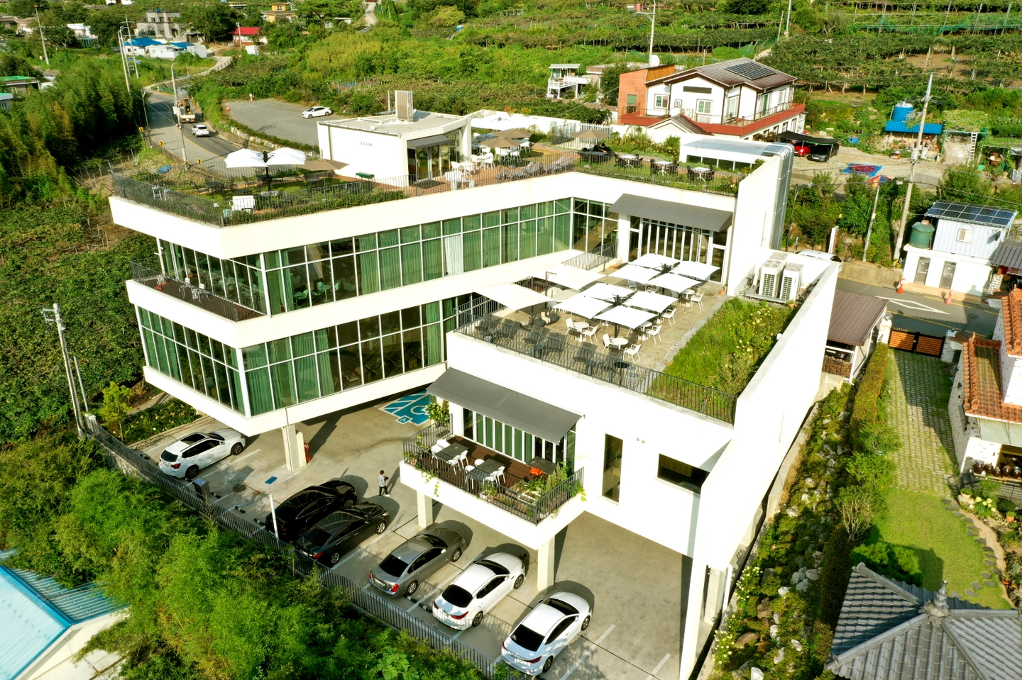 주5일 홀정직원 (사야스시 귀산본점)