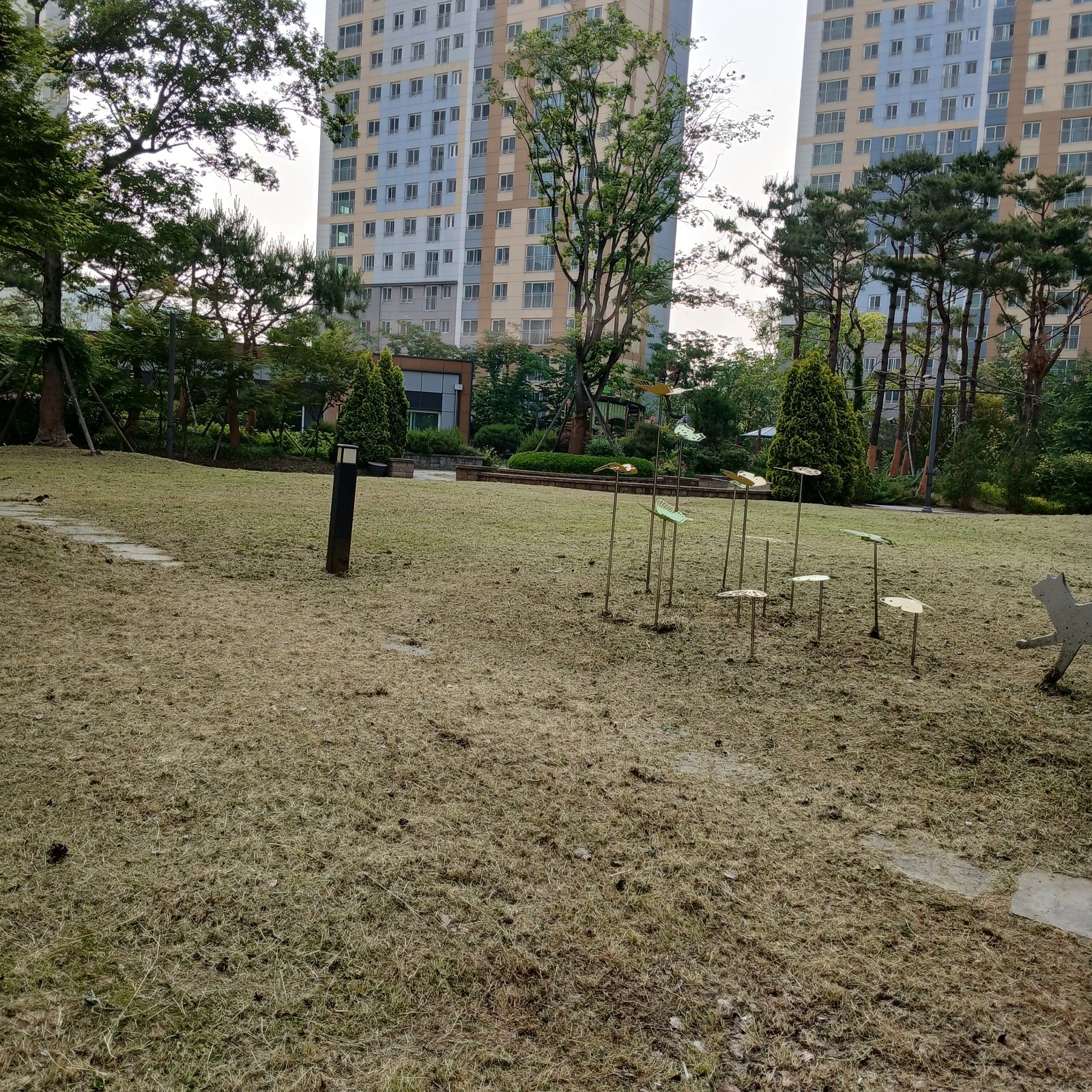 예초. 가능한사람.초보 모집합니다. 공고 썸네일