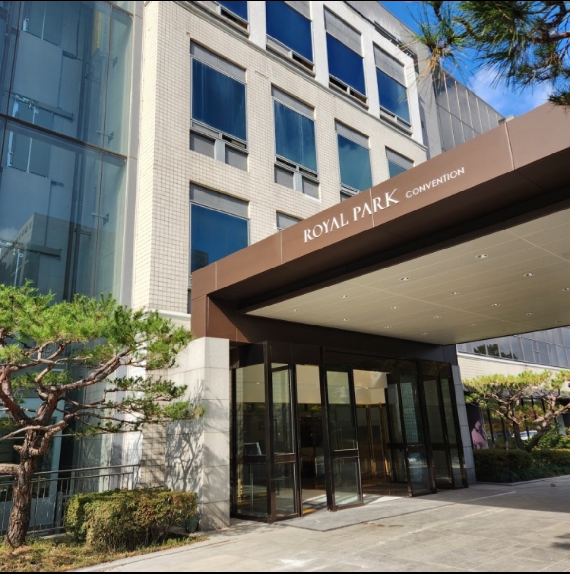 19,20일(토일)삼각지역 로얄파크컨벤션 주차안내알바 공고 썸네일