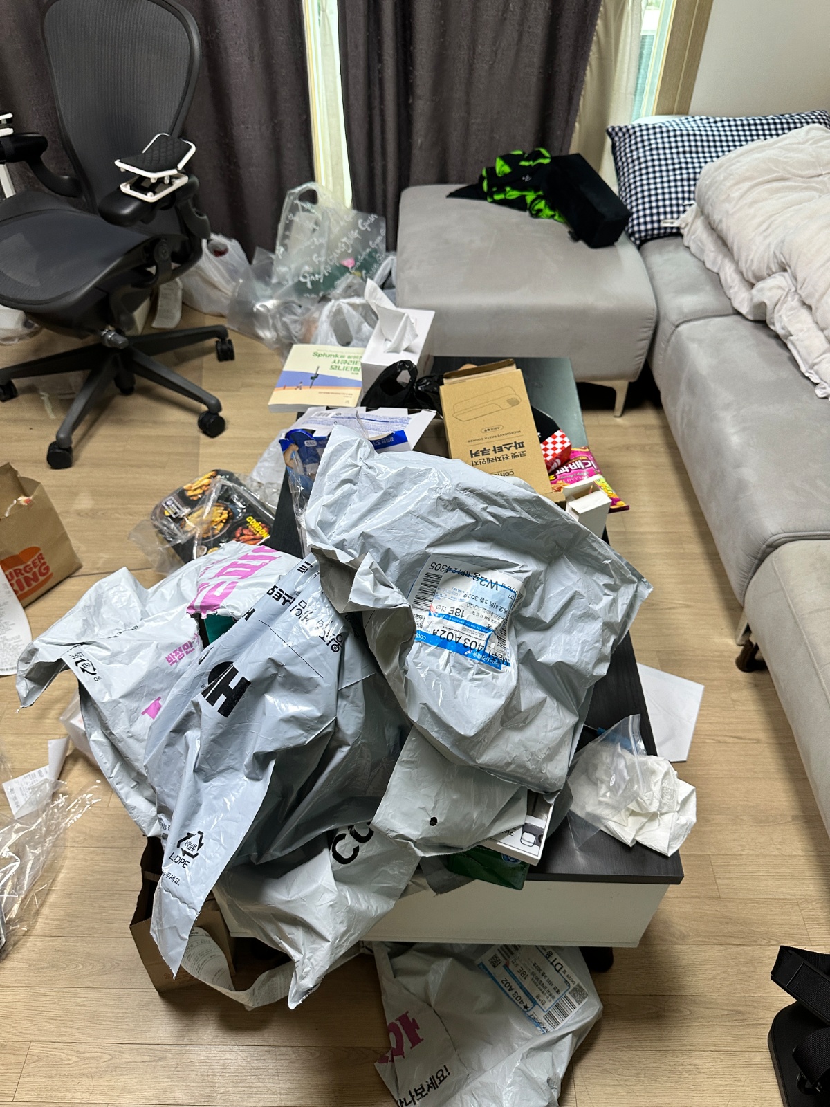 짐옮기기 도와주실분모셔요~~ 공고 썸네일