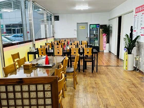 주방 구합니다.