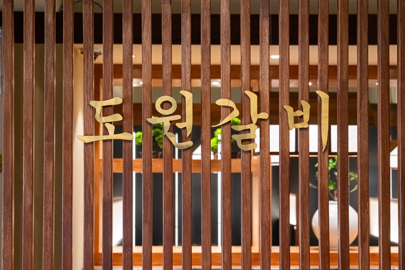 홀서빙 홀매니저 점장 캐셔 카운터