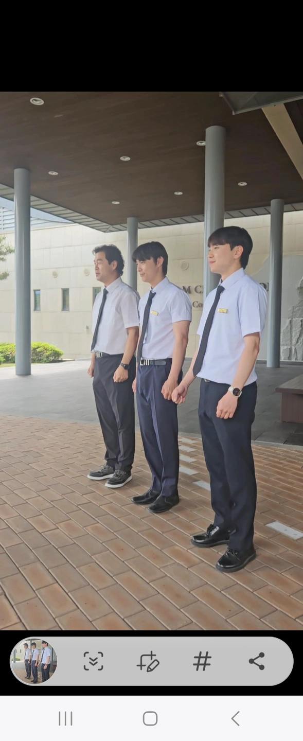골프장 현관 발렛 직원 구합니다.