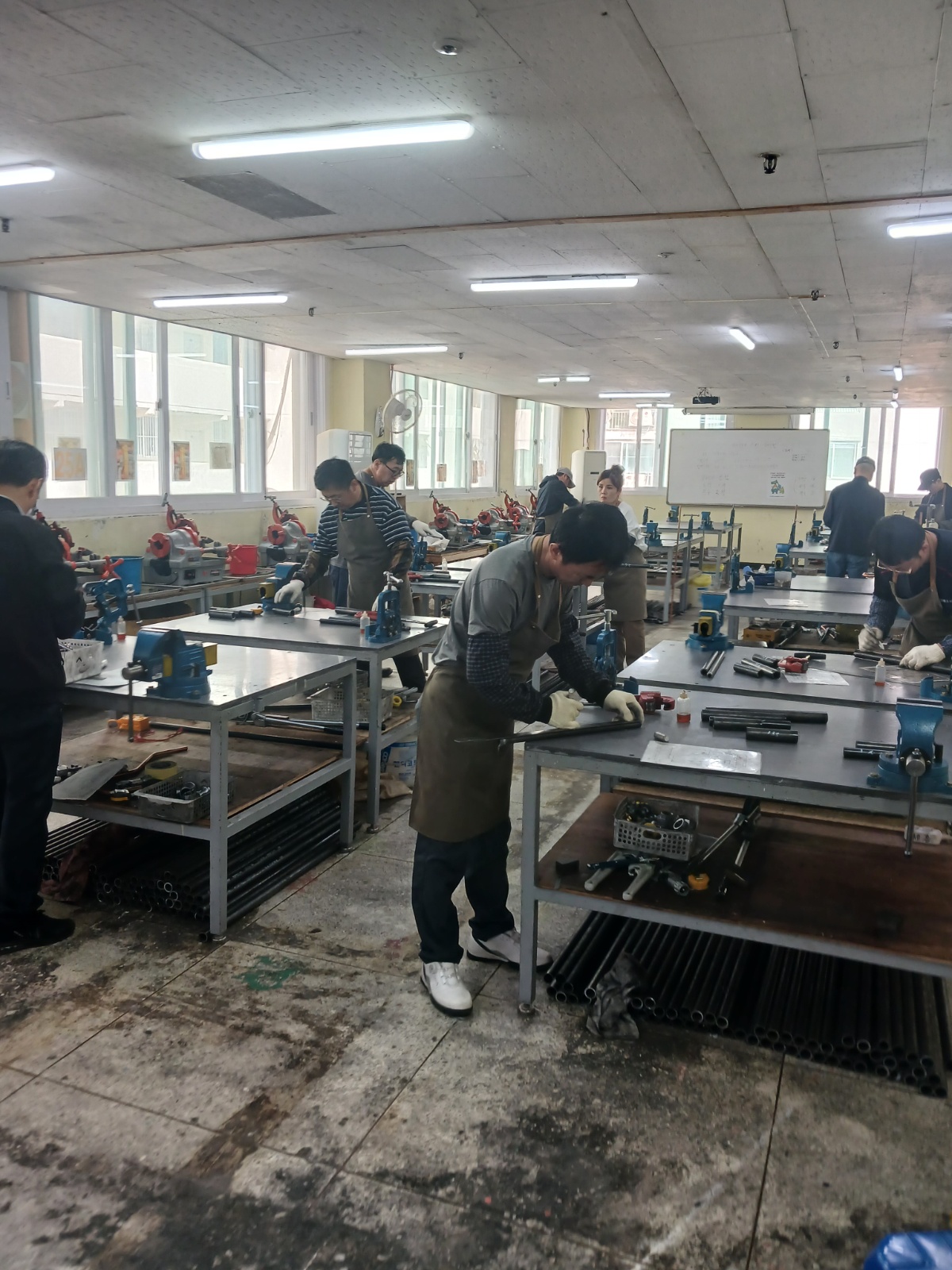 강의실청소 정리정돈 짐옮기기 공고 썸네일