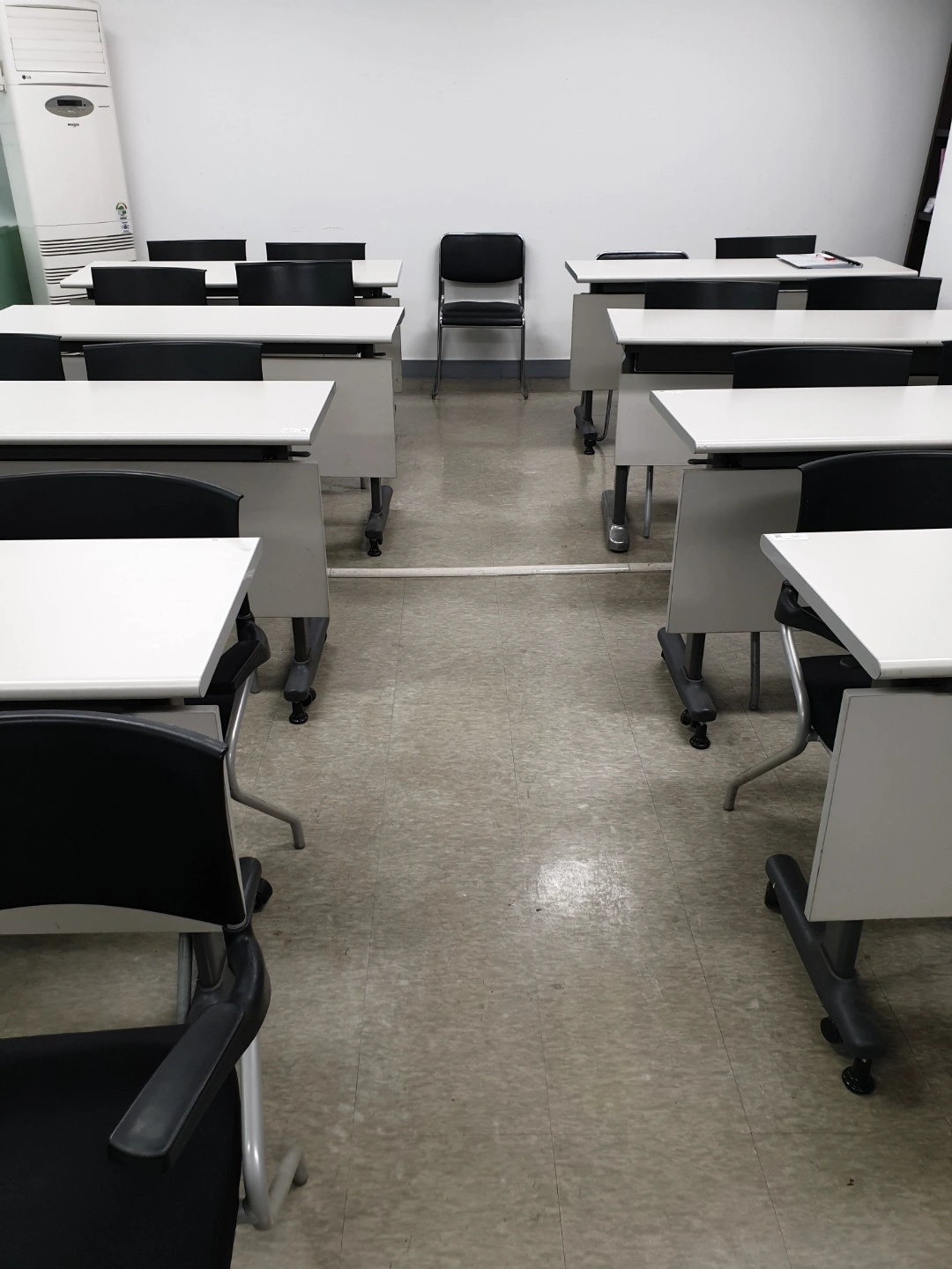 <구인> 우편, 사무, 고객관리 담당자