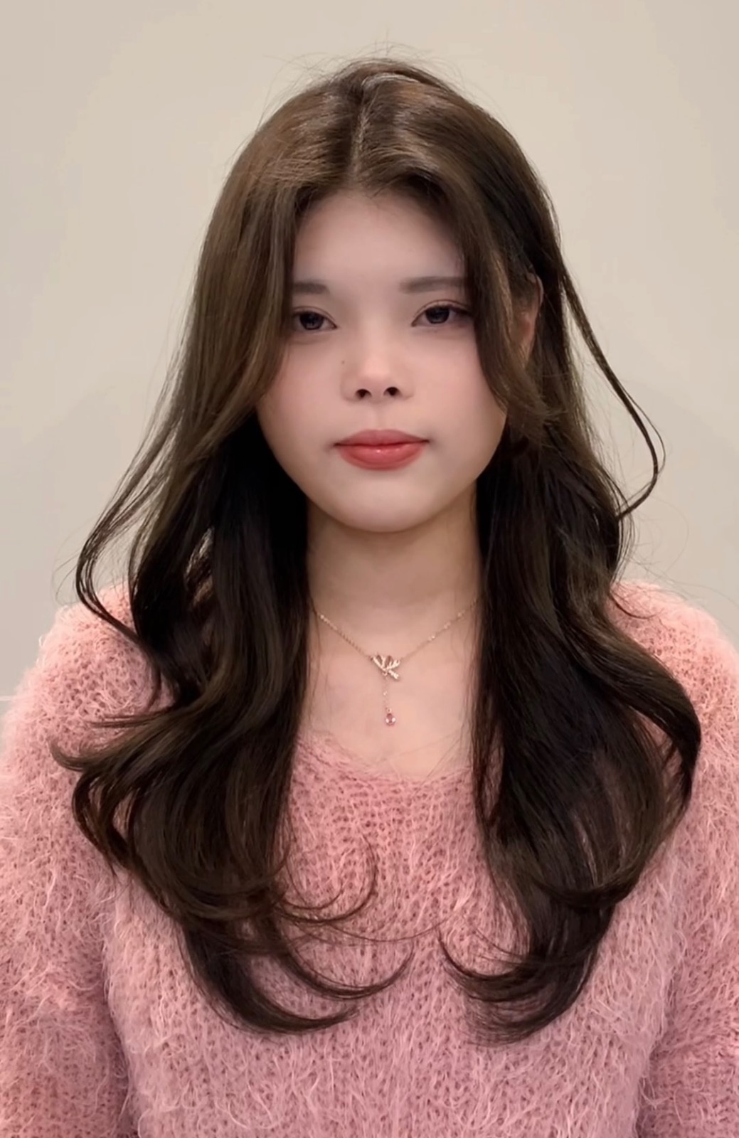 여름맞이 행복해질 헤어 모델 구해요 (펌, 염색) 공고 썸네일