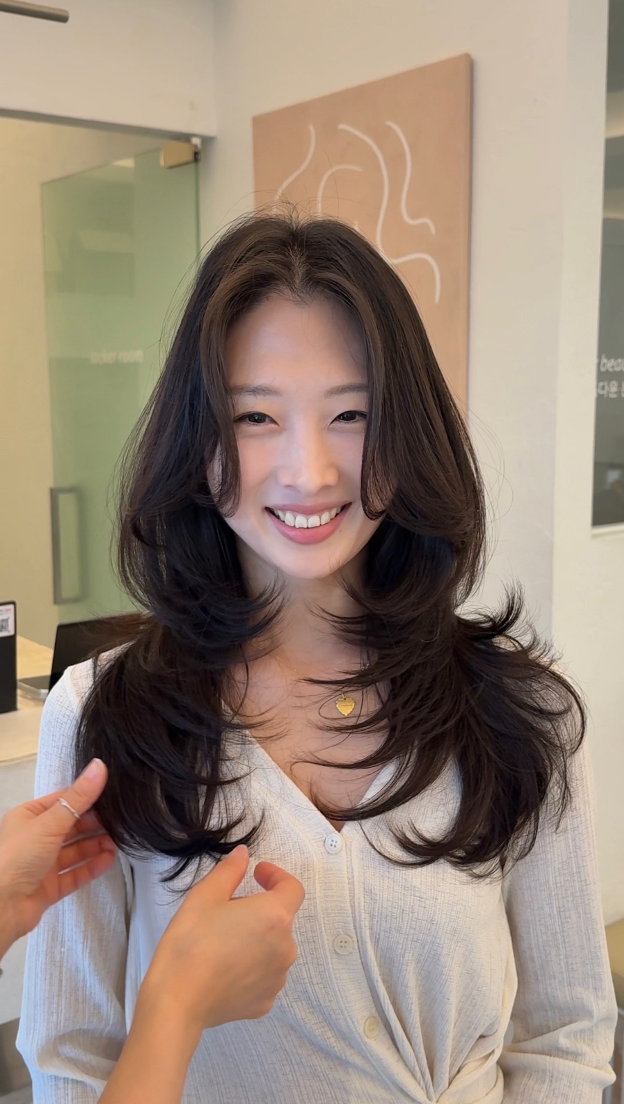 긴머리 레이어드컷 모델구해요! 공고 썸네일