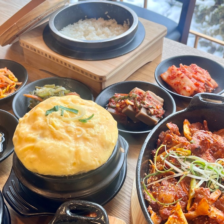 단기 홀서빙 알바 구인 공고 썸네일
