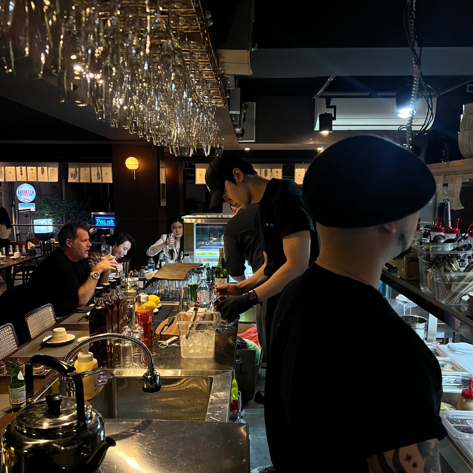 홀서빙 가로수길 지금이요/당일지급 공고 썸네일