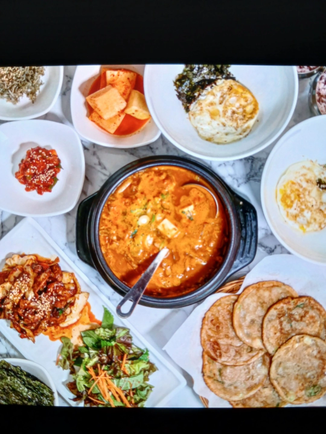 달청 성내점 함께 일 할 홀 파트타임 구합니다.