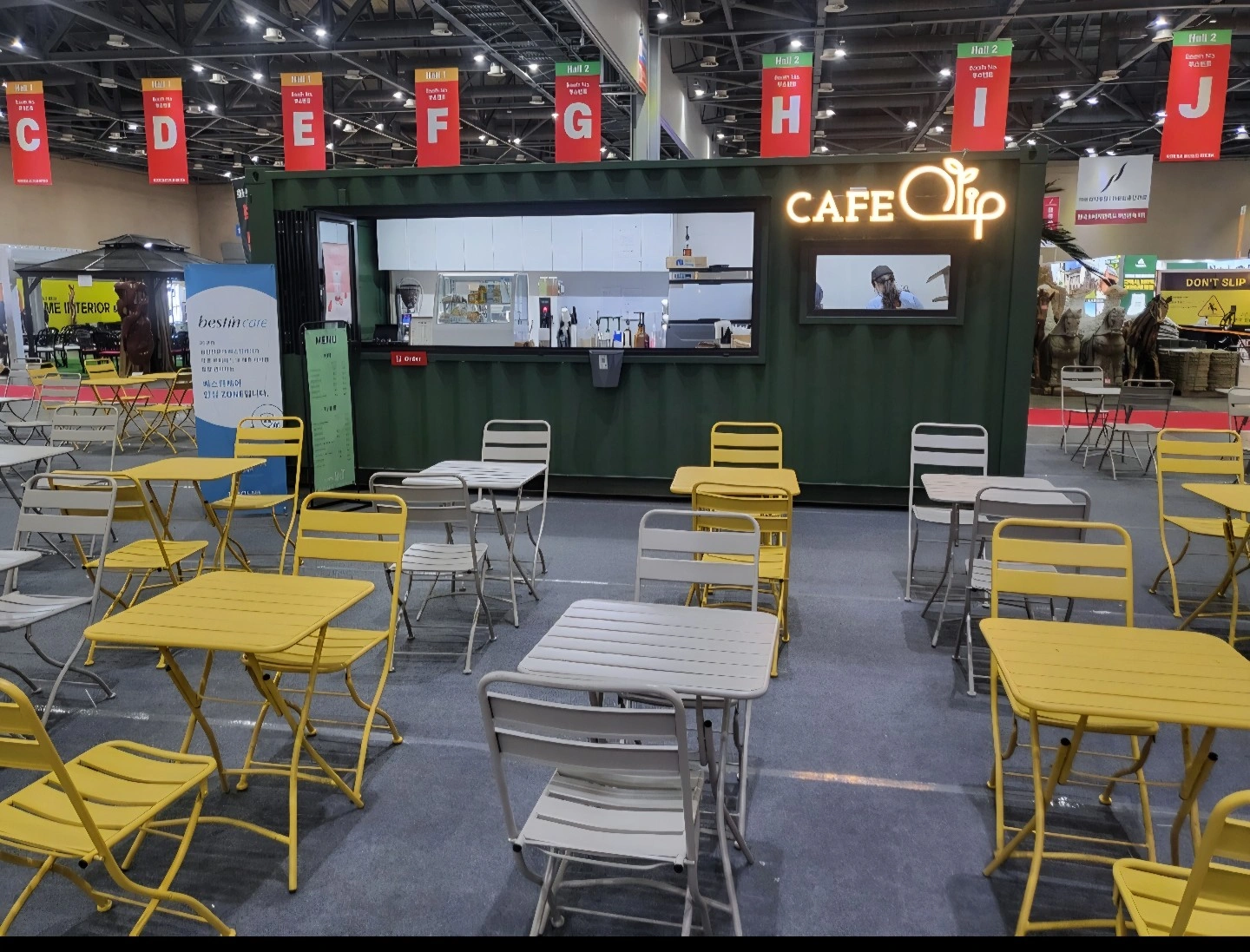 코엑스전시장 내부 카페알바구함