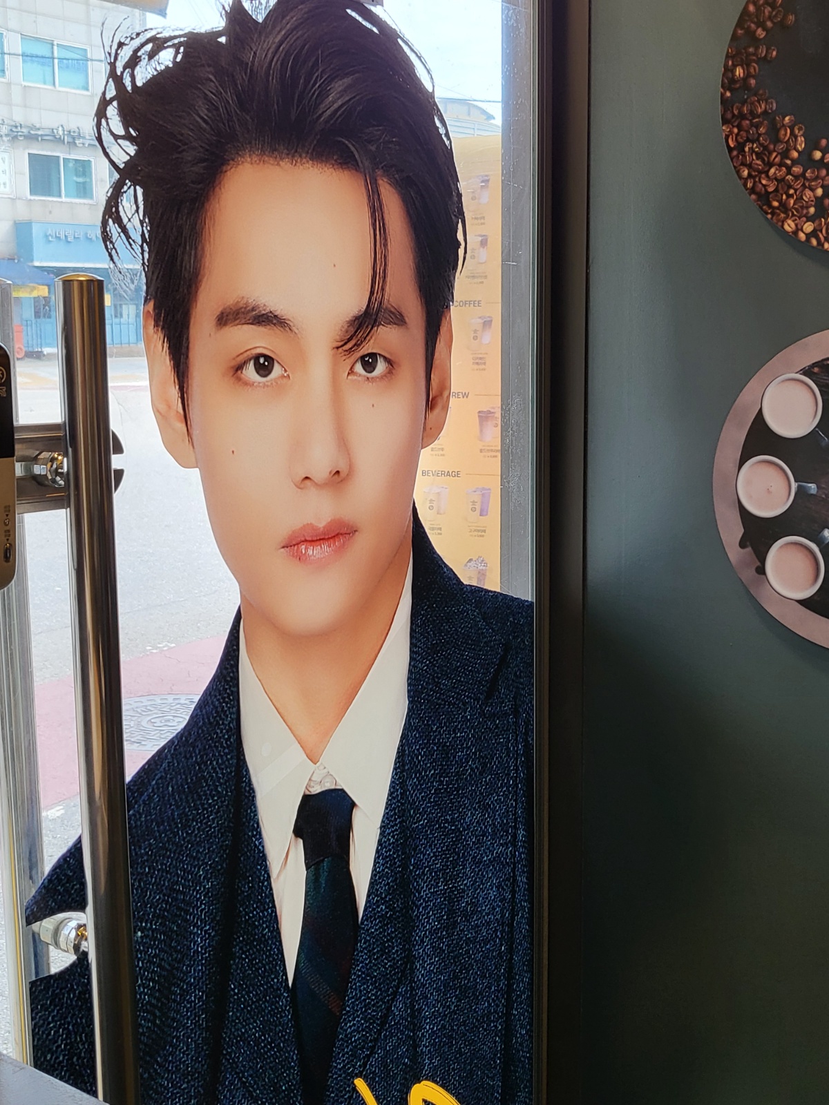 컴포즈커피 송현점 주말 오픈 구합니다 공고 썸네일
