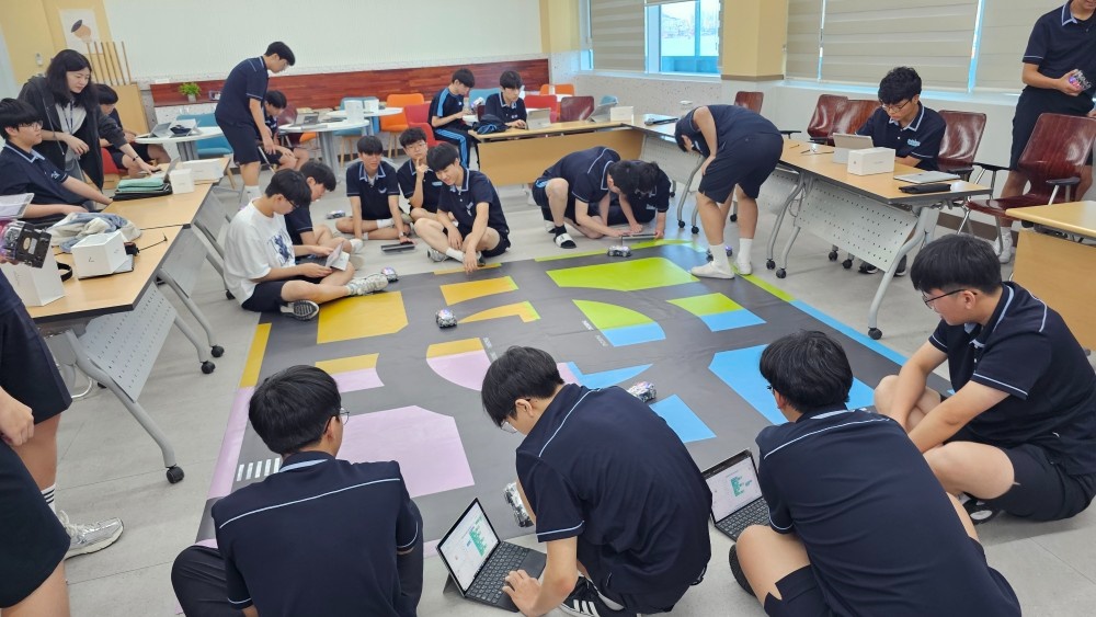 학교 진로교육 선생님을 모집합니다 공고 썸네일