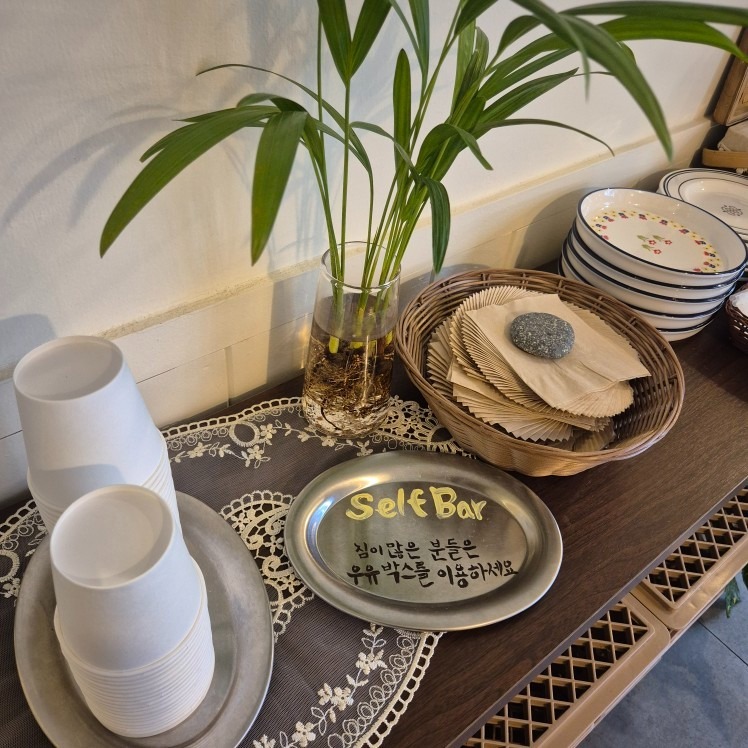 카페 더 브릭 picture 2