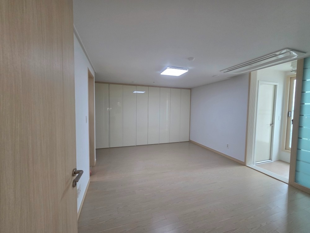 딱풀도배 picture 1