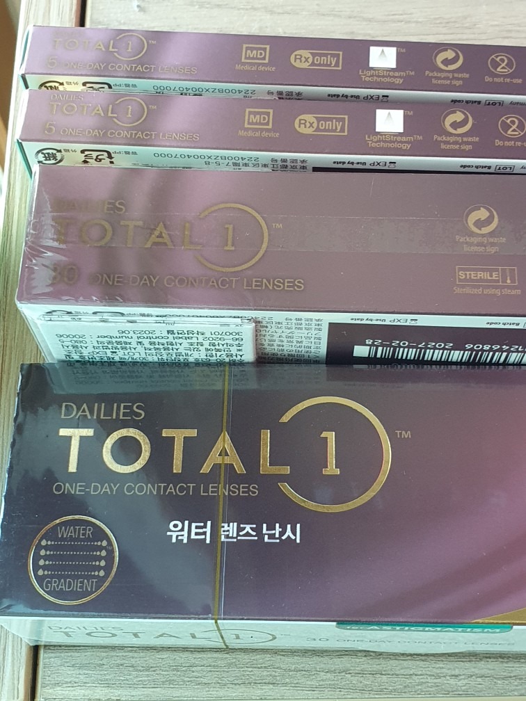 으뜸플러스안경 부천신중동점 picture 5