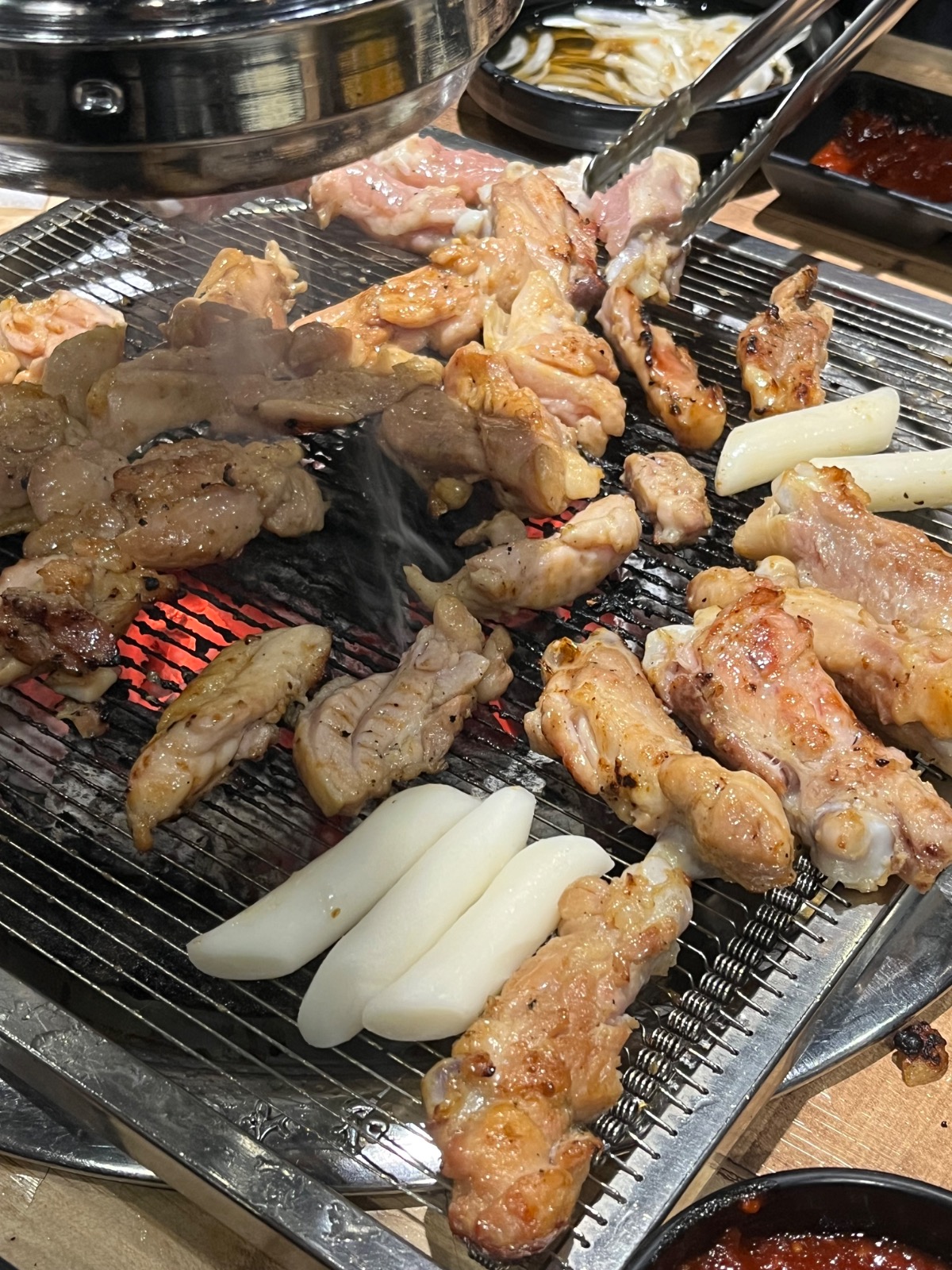 식사동숯불닭갈비 picture 1