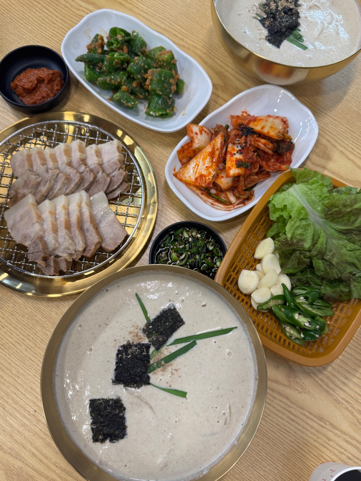 현고 들깨칼국수 picture 1