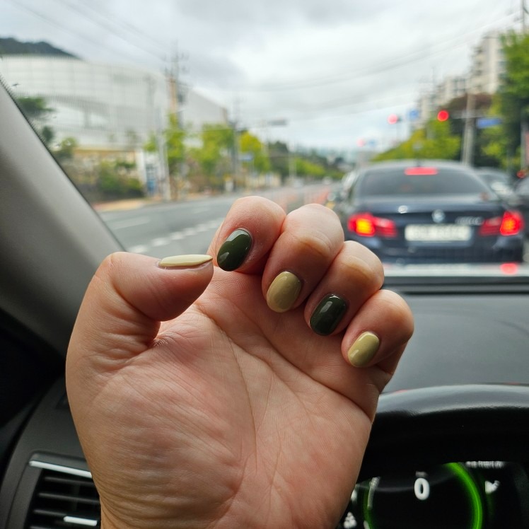 네일하우스 picture 1