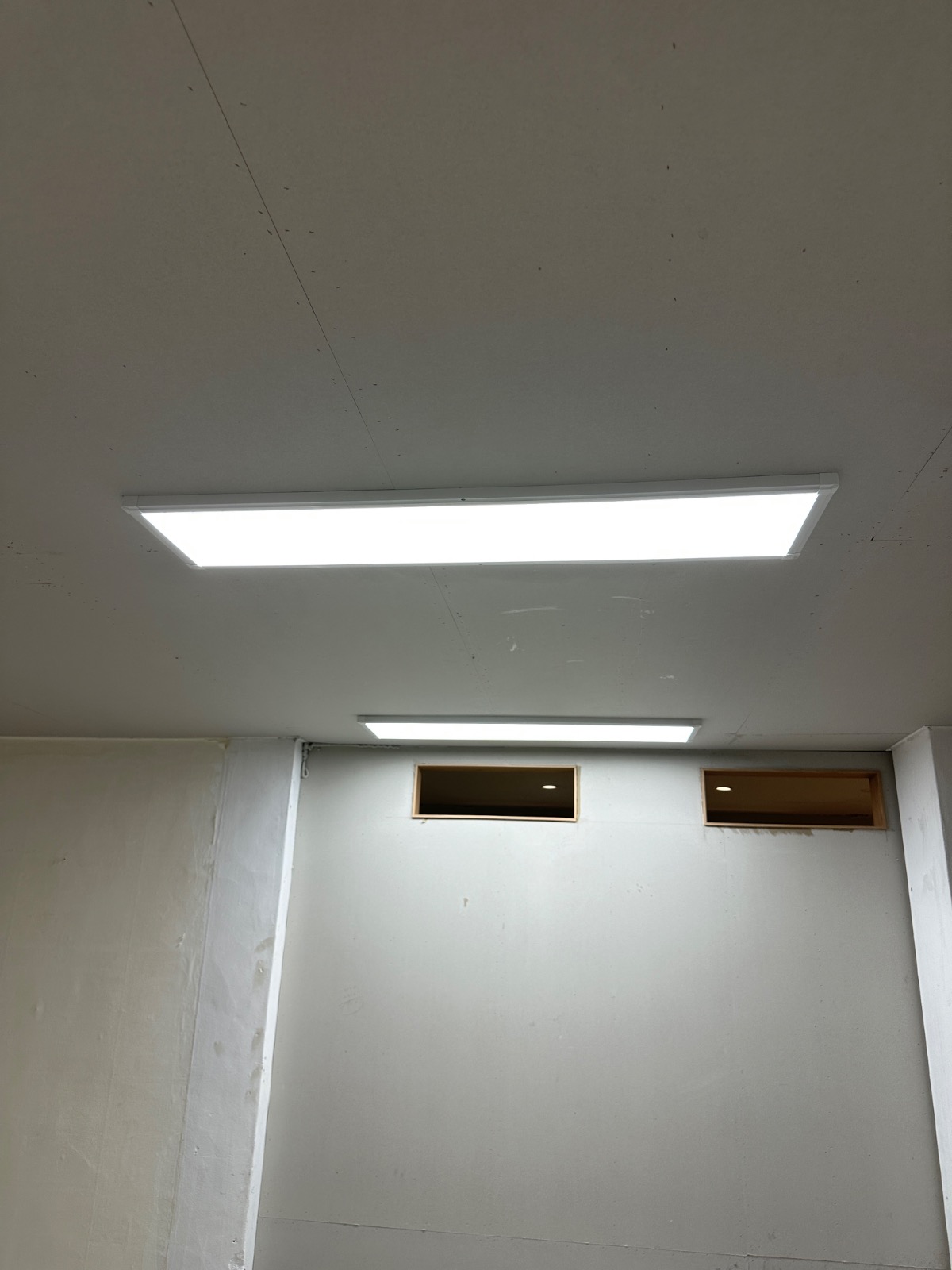 마노아전기조명 부산센터 picture 0