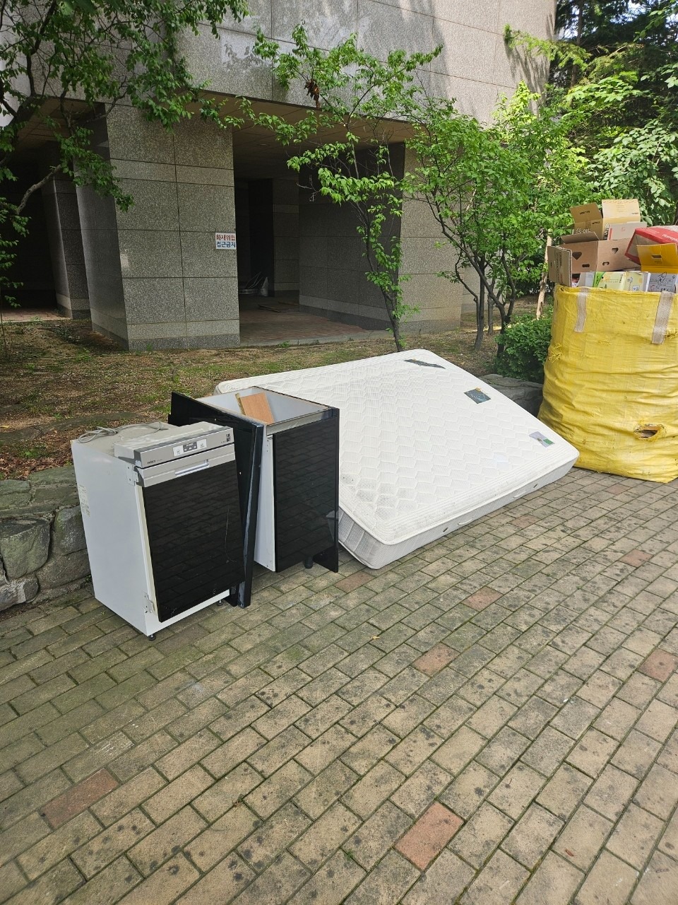 으뜸환경 집정리 폐가구가전 폐기물수거 picture 4