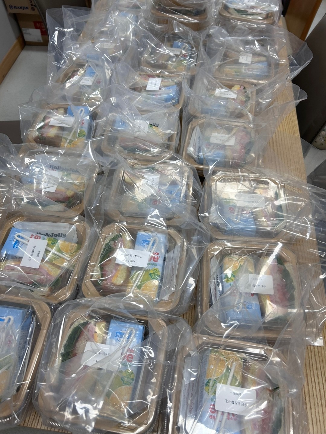 홀리앤졸리 도넛&커피 수원아주대점 picture 2