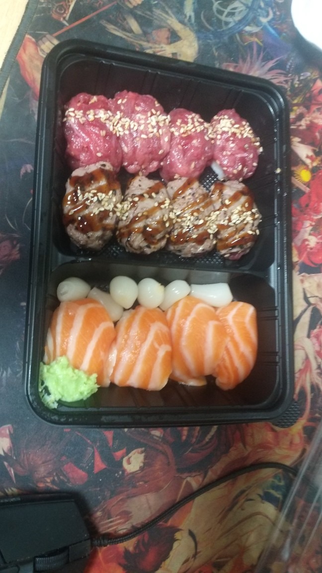 육회바른연어 picture 7