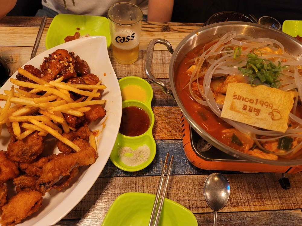 꼬꼬뱅통닭본점 picture 4